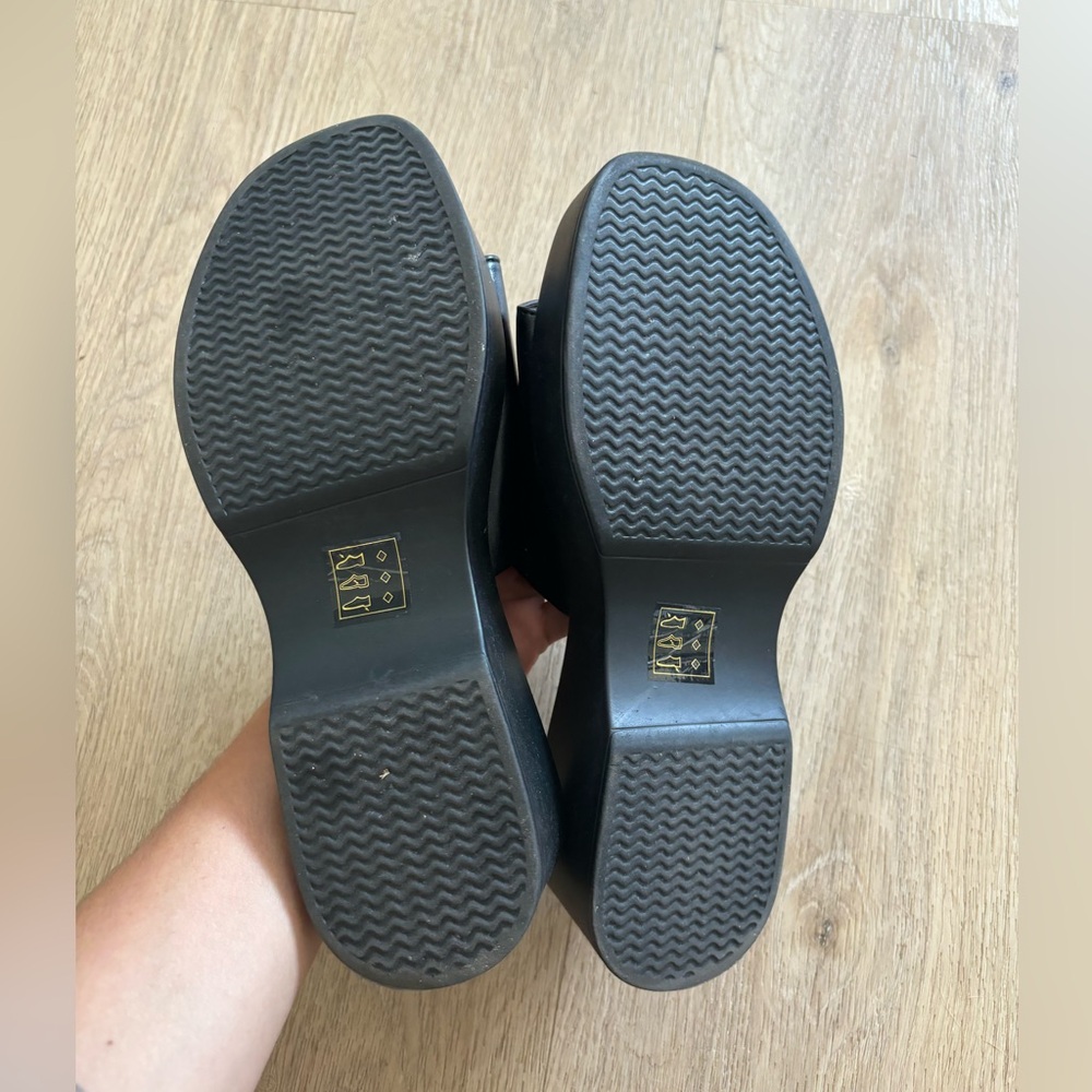 Call It Spring Chunky Sandals - Picture 2 of 4